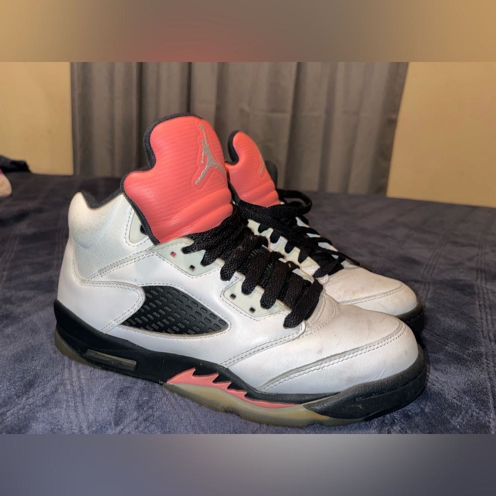 White /Black/ Pink Jordan
